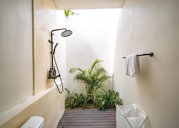 Villa Lyra 2br Modern & Serene - *