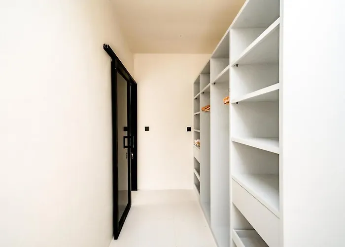 Lyra 2br Modern & Serene - Villa *